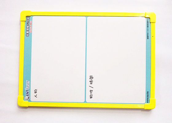 オーダーメイド 11' X 9.5' マグネティックドライ消去ホワイトボード プラスチック枠と文字列 子供とオフィス